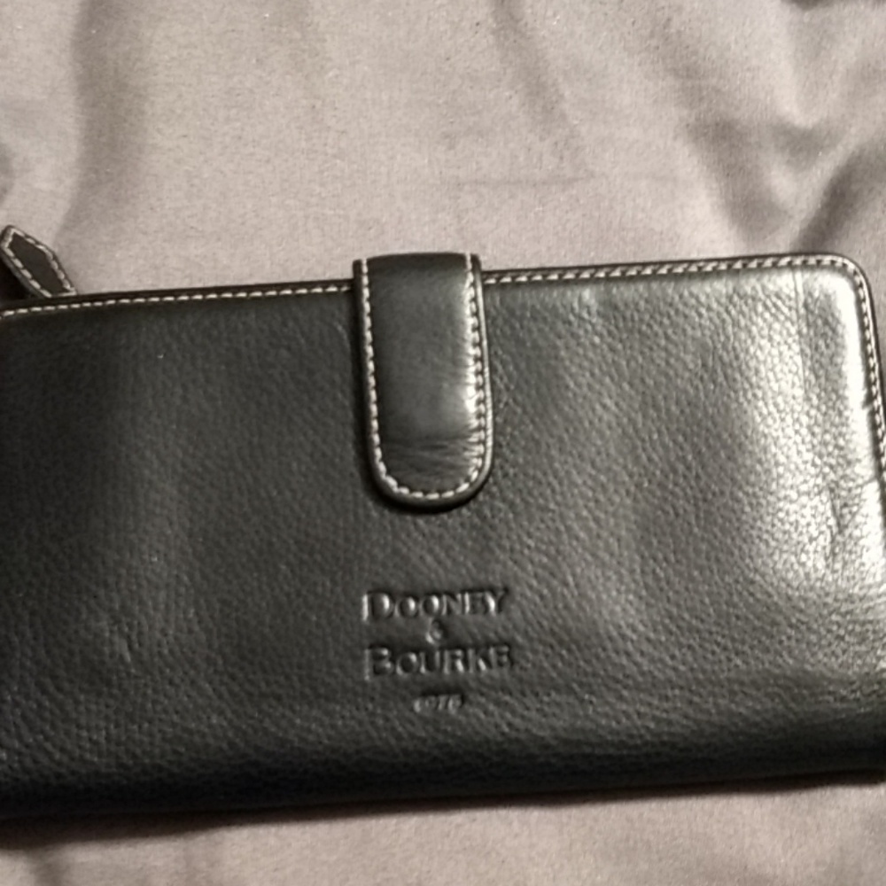 Dooney wallet